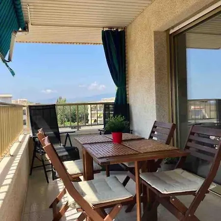 Tres Sympa Vue 50 M De La Proche Centre Piscine Wifi Appartement Cambrils